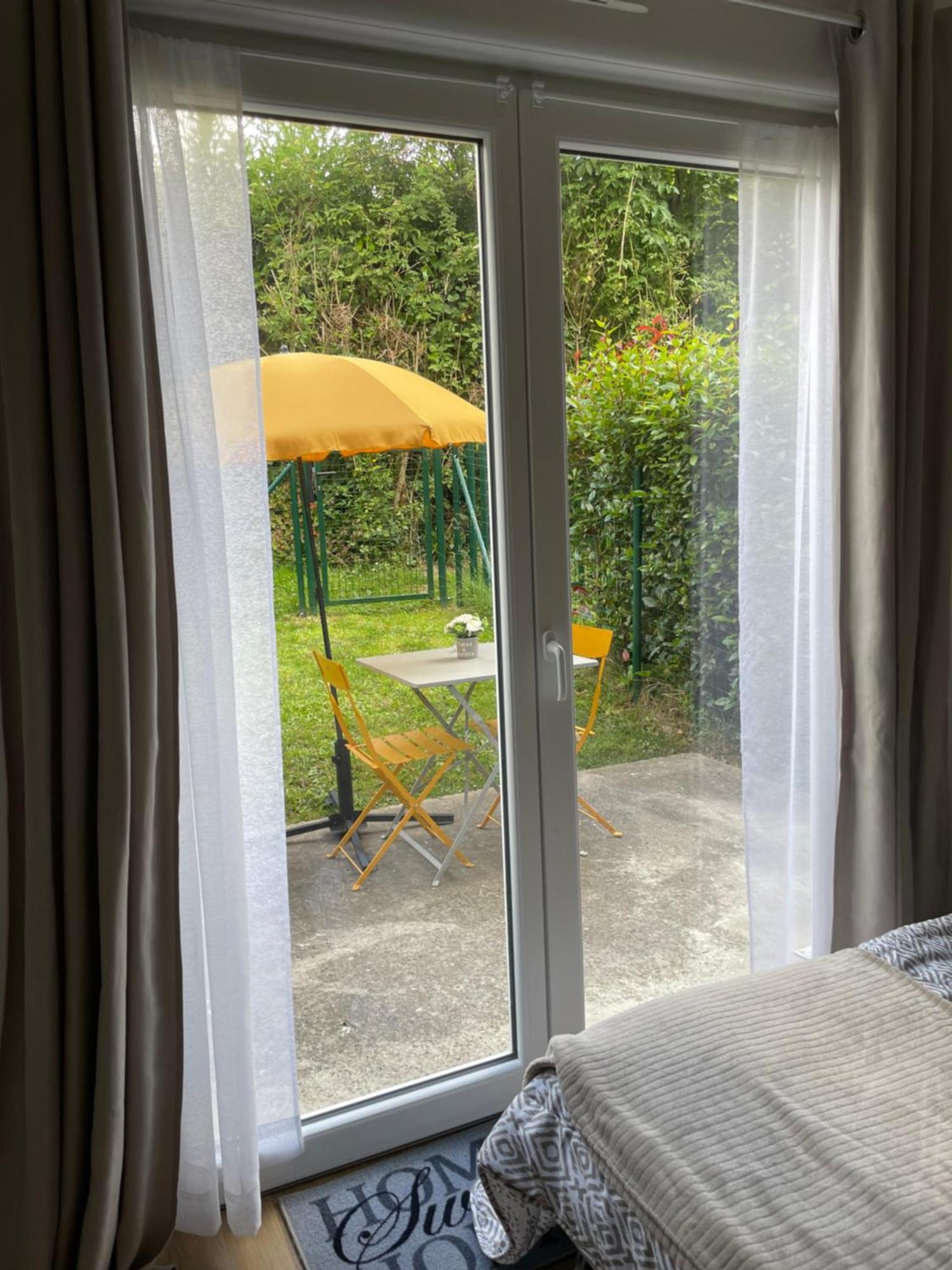 Le Jardin De Broceliande Apartment Ploermel Exterior photo